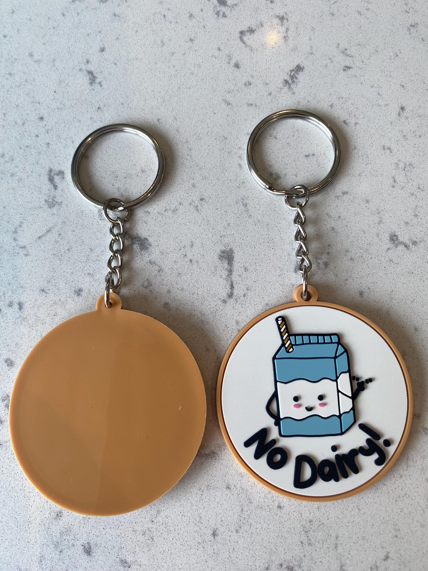 No Dairy Rubber PVC Keyring / Milk Allergy Keyring / Medical Alert / Alert Tag / Dairy Allergy Keychain / Allergy Alert / Milk Allergy